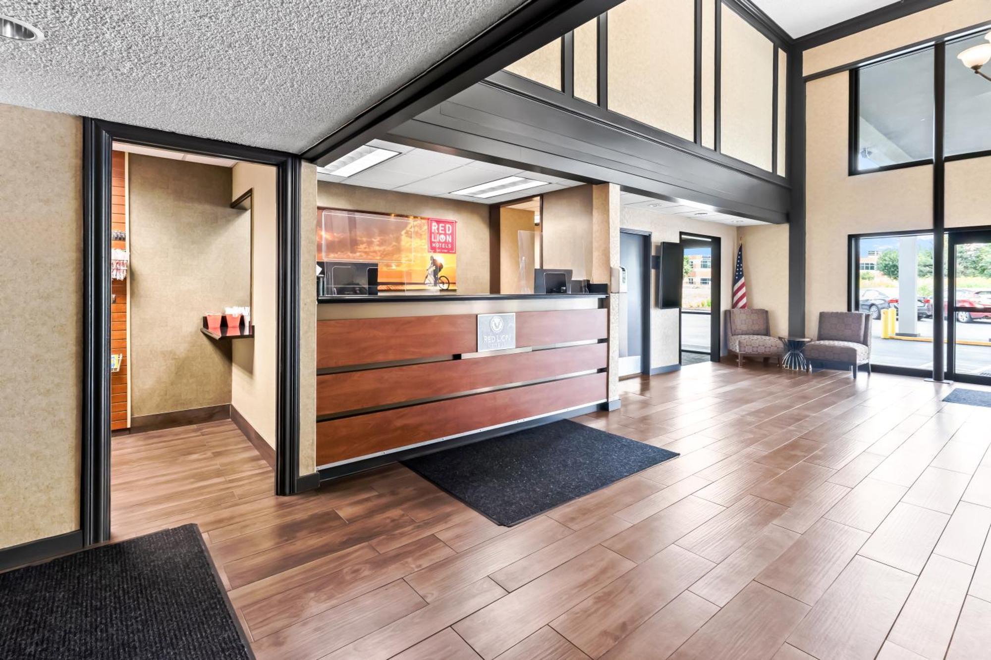 Red Lion Hotel Portland Airport Eksteriør billede